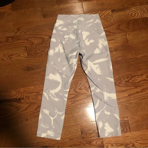 lululemon athletica Pants - LULULEMON wunder under